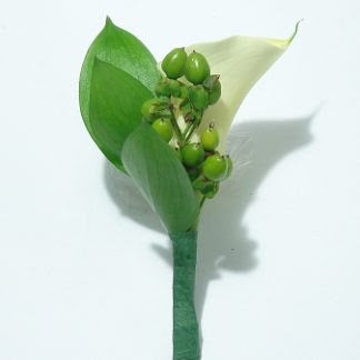 Boutonniere Berrylicious