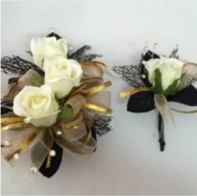 Corsage + Boutonniere Elegance Gold